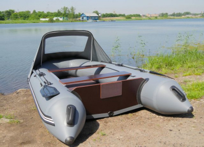 Надувная лодка ПВХ Риф 320KC (фанерный пайол + стрингера)