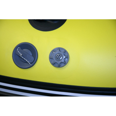 Надувная лодка ПВХ Риф Скат 370 НДFi (интегр. фальшборт, пластиковый транец, НДНД)